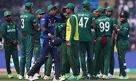 Sri Lanks and Bangladesh team