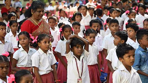 School reopens for students (Photo/Manivasagan N)