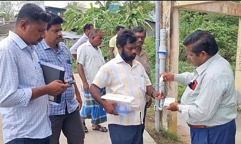 Kanchipuram district health officials, along with Walajabad union health officers inspecting the water contamination&nbsp;