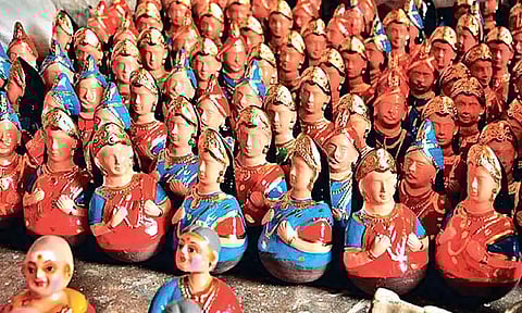 Thalayatti Bommai&nbsp;