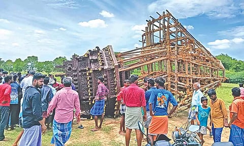 The collapsed temple car at Aranthangi in Pudukkottai