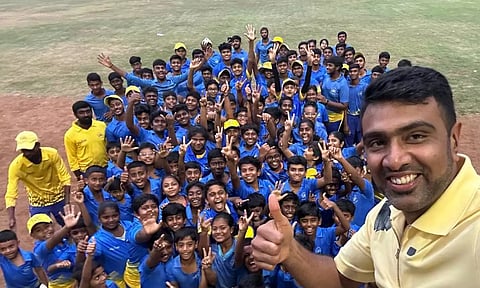 R Ashwin visited the Super Kings Academy in Salem (Neelambal Subramaniam Higher Secondary School) on Friday