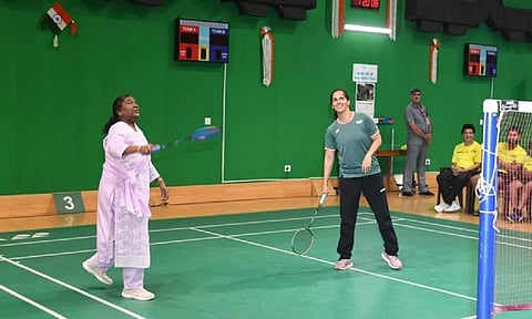 President Droupadi Murmu and Saina Nehwal
