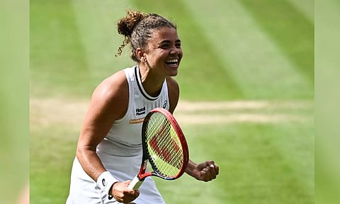 Jasmine Paolini celebrates her victory in the semi-finals