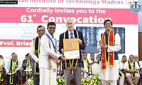 Brian K Kobilka presenting a certificate to the student of IIT-Madras (Photo: Justin George)