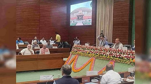 Leaders arrive for all party meeting in parliament (Photo/ANI)