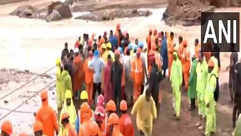 Indian Army personnel involved in the rescue operation (Photo/ANI)