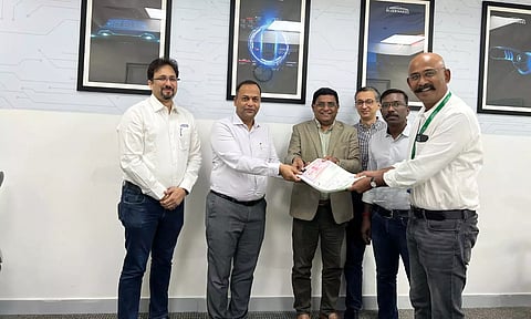 Anicut Capital during agreement sign