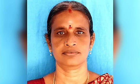 The deceased college professor, Sridevi (Dailythanthi)