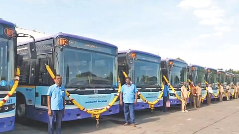The clarification from the department came after reports citing RTI data claimed that only less than 900 new buses were procured since the DMK regime came to power in 2021