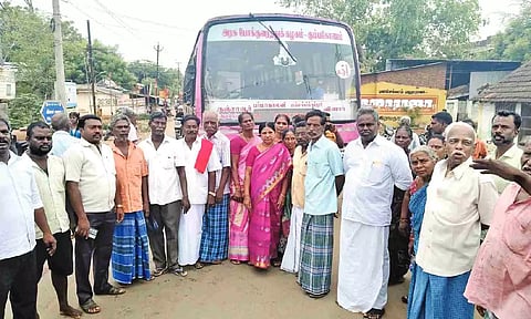 Sewage overflows for 3 years and counting; councillor, residents block road in Thanjavur