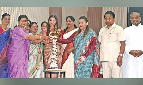Samyuktha Adityan (middle), founder of Naturealle, flanked by women entrepreneurs, and also G Viswanathan, chancellor, Vellore Institute of Technology, in the city on Tuesday
