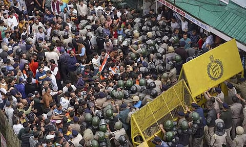 Protesters demanding the demolition of an illegal portion of a mosque in Shimla's Sanjauli area (PTI)