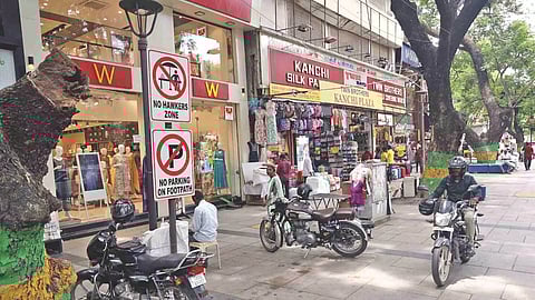 No parking board at Pondy Bazaar&nbsp;