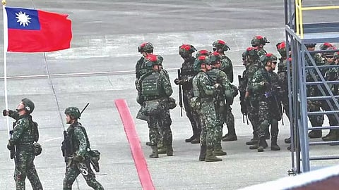 Taiwan officers&nbsp;