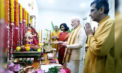 PM Modi visited the residence of Chief Justice of India (CJI) DY Chandrachud for a Ganesh puja