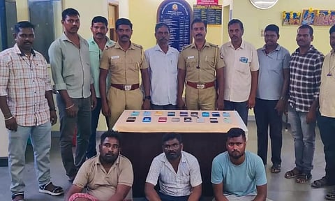Accused held by Tambaram police on charges of stealing mobile phones