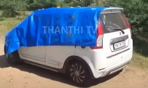 Five of family found dead in locked car (Photo: Thanthi TV)