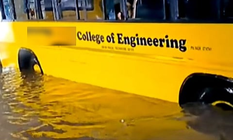 Bus carrying over 40 college students stuck in flooded railway tunnel in Namakkal&nbsp;