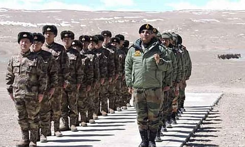 Indian and Chinese troops