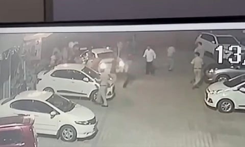 2 Delhi sisters assault former DSP, a cancer patient, after he asks them to not honk car