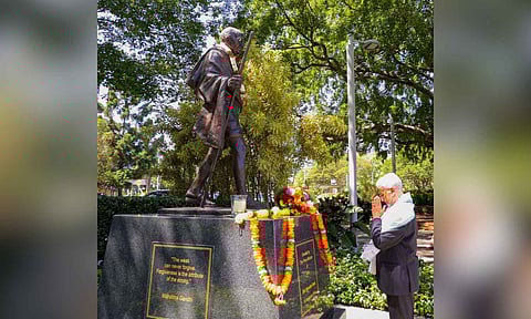 External Affairs Minister S Jaishankar pays tribute to Mahatma Gandhi (PTI)