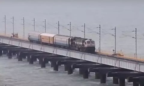 Trail run train in New Pamban Bridge (Daily Thanthi)