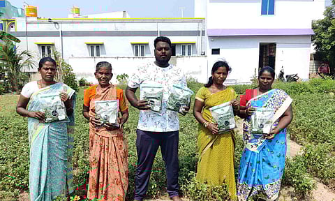 &nbsp;Agri-tech B2B enterprise Dailygurus