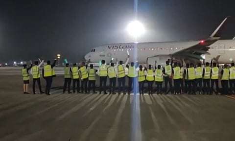 Vistara bids adieu with last flight to Singapore; integrated Air India takes to the skies
