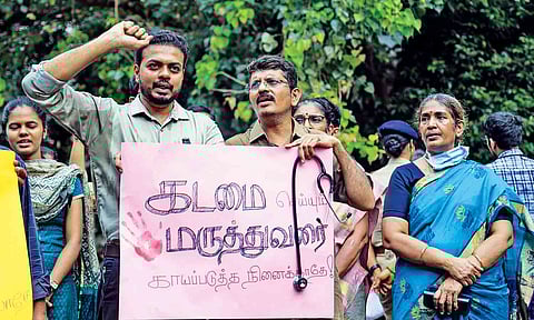 Government doctors had protested in the city on Thursday against the increasing acts of violence at GHs