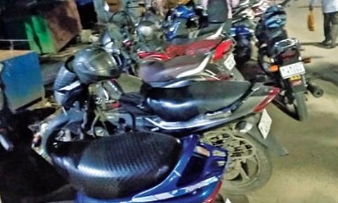 Two-wheelers being parked on the street leading to Egmore railway station from Poonamallee High Road side&nbsp;