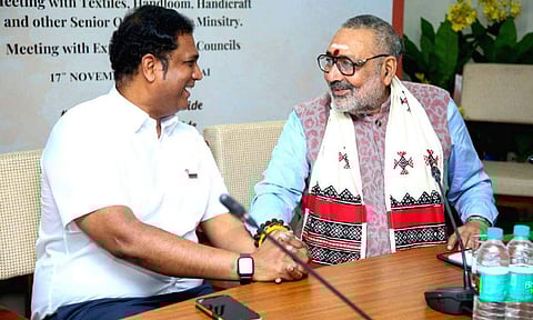 Union Minister of Textiles Shandilya Giriraj Singh, Minister for Industries TRB Rajaa (IANS)