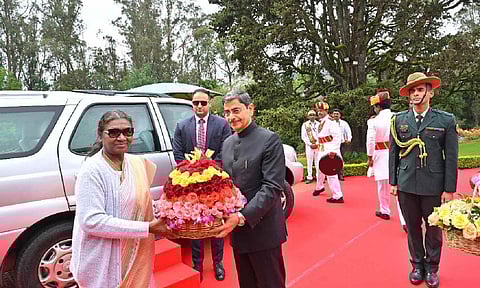 Governor R N Ravi welcomes President Droupadi Murmu at Raj Bhavan, Udhagamandalam