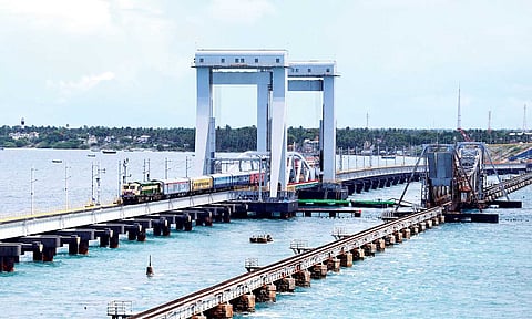 &nbsp;Pamban Rail Bridge