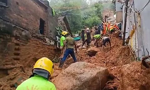 Rescue operations under way in landslide-hit Tiruvannamalai (PTI)&nbsp;