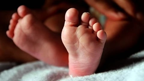 5-year-old boy dies, 17 hurt in Thanjai mishap