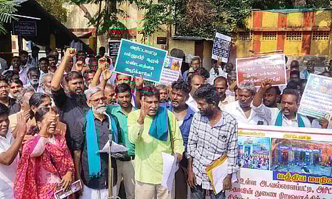 Villagers protesting near Madurai Collectorate demanding the Centre to cancel license auction for tungsten mining (Imthiyas Ali)
