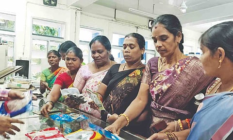 Sharmila Chandran (second from right)
