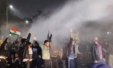 Police using water cannons against protesting students in Bihar (Photo Credit: X/@priyankagandhi)