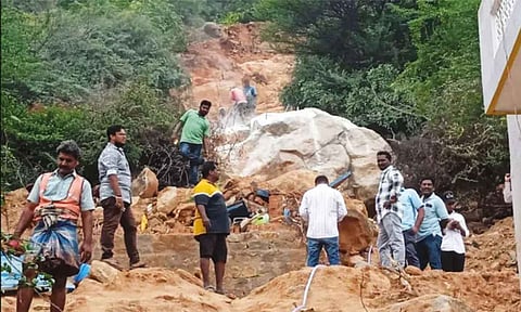 Visuals from the spot (Daily Thanthi)