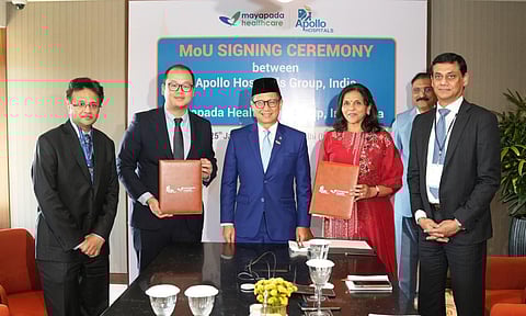 Landmark MoU Between Apollo Hospitals and Mayapada Healthcare&nbsp;