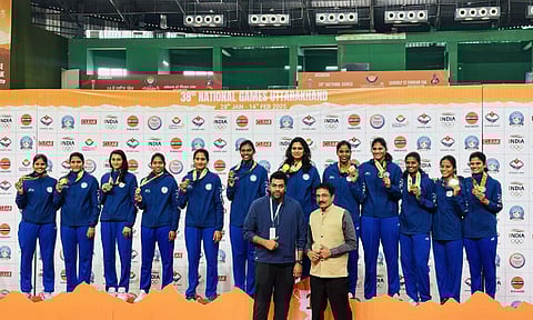 Tamil Nadu’s Abhay and Velavan wins gold in Squash; Women’s Basketball team clinches gold, men settle for silver