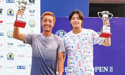 Japan's Shintaro Mochizuki and Kaito Uesugi with their doubles trophy (Photo: Hemanathan M)