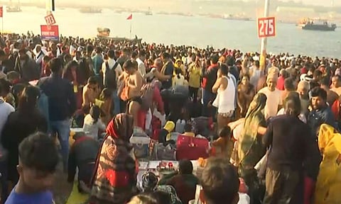 Earlier visual of devotees at Triveni Sangam at Mahakumbh (ANI)