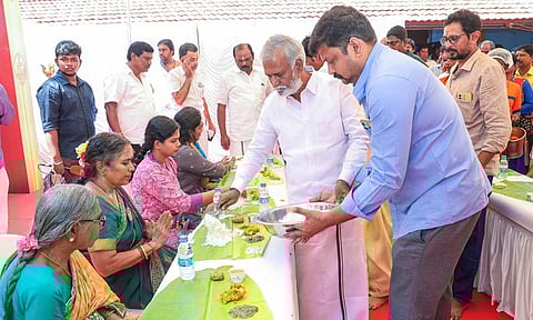 Hindu Religious and Charitable Endowments Minister PK Sekarbabu launching ‘annadhaanam’ in Arulmigu Pamban Kumaraguru Swami temple at Tiruvanmiyur on Thursday&nbsp;