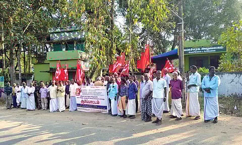 CITU workers protest at Velimalai in Kanniyakumari district&nbsp;