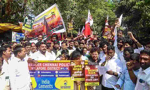 Student's unions of DMK alliance parties protested against Hindi imposition in Saidapet (Hemanathan M)