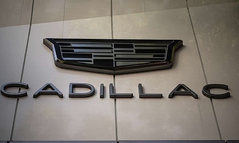 Cadillac logo (X)