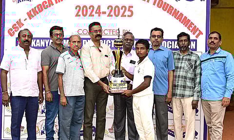 Mount Litera Zee School, Mylaudy defeated Good Shepherd Matric. Hr Sec School, Marthandam by 12 runs to win the Kanyakumari DCA-CSK inter school U-15 tournament