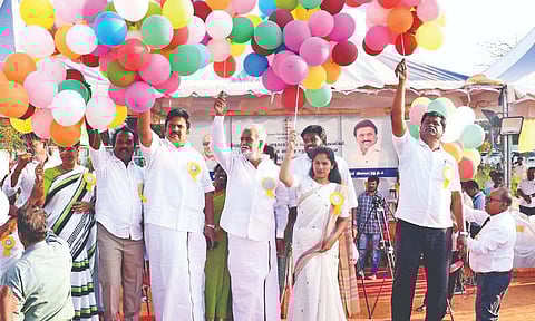 HR&amp;CE Minister PK Sekarbabu, along with Mayor R Priya, Dy Mayor M Magesh Kumaar, at Kannappar Thidal on Monday